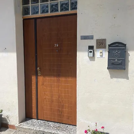 Al Capitello *